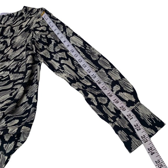 Derek Lam 10 Crosby Black White Long Sleeve Oversize Front Wrap Blouse size 2 - Picture 12 of 14